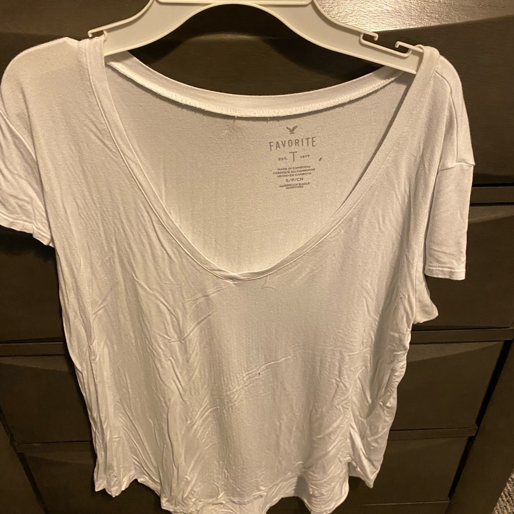 American Eagle Favorite Tee